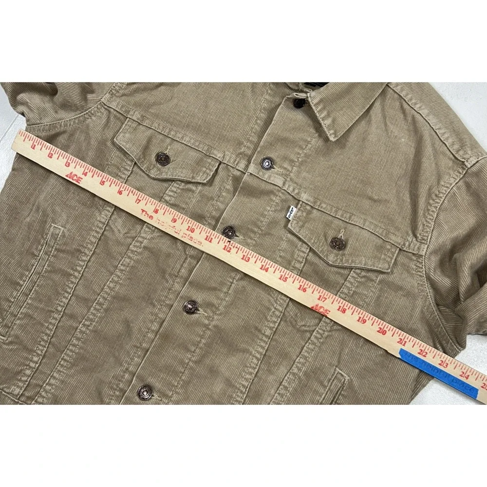 Levis last two